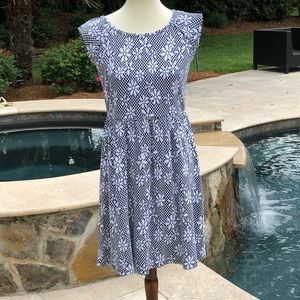Xhilaration Black/White Daisy Dress